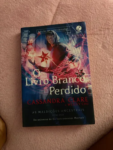 Livro Branco Perdido - Cassandra Clare