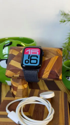 Apple Watch série SE 2ª geração 40mm *560*