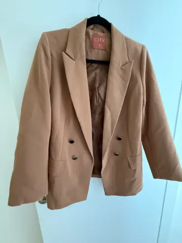 Casacos e blazer seminovos
