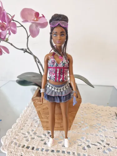 Boneca Barbie Fashionista