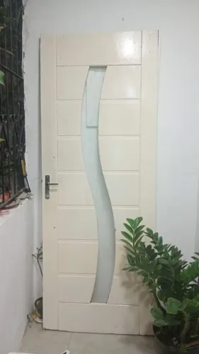 Porta Massaranduba 80, por 210