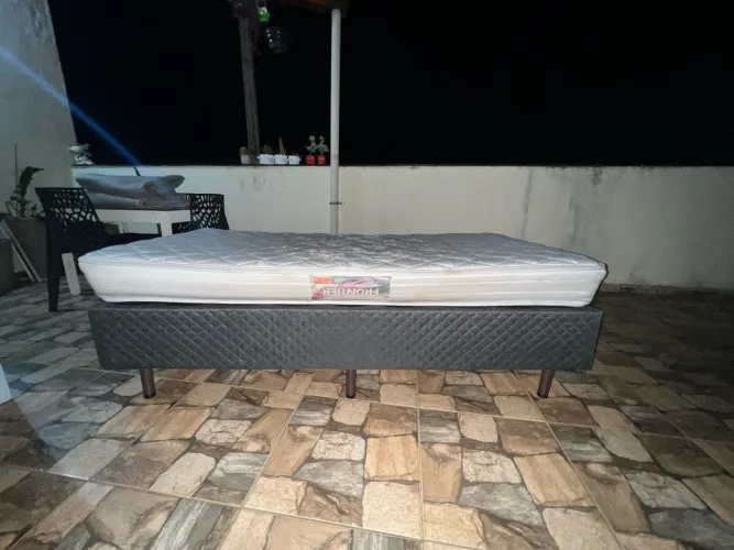 Cama de solteiro box + colchão