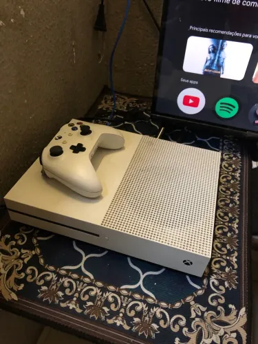 1.300xbox one s