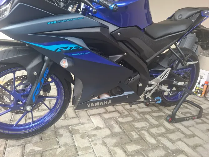 Linda yzf R15