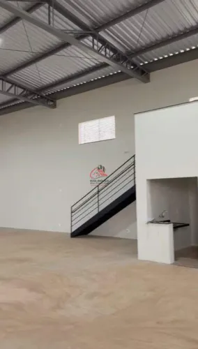 Galpão Comercial com Mezanino e Escritórios - 600m² - Parque dos Laranjeiras