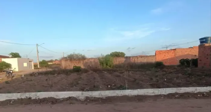 Terreno no povoado Genipapo/ limoeiro de Anadia