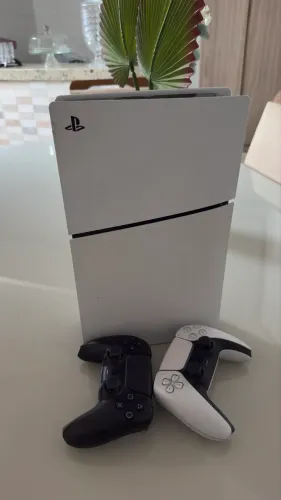 PS5 SLIM
