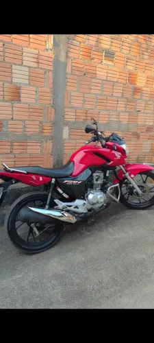 Moto impecável faço troca por algo do meu interesse