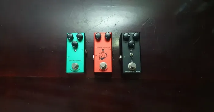 Ultimate Drive + Classic Chorus + Analog Delay