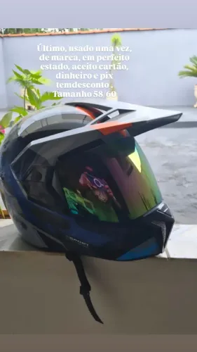 Capacete