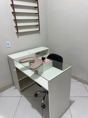 MESA MANICURE 