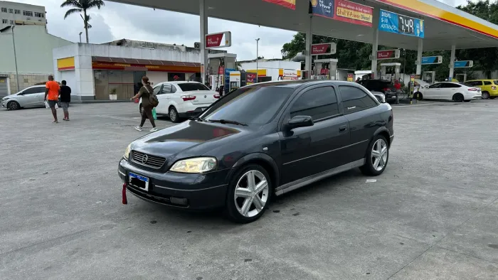 Chevrolet Astra 2.0/ CD/ Sunny/ GLS 2.0 8V 3P 2002