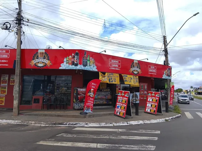 Distribuidora de bebidas/ empório 