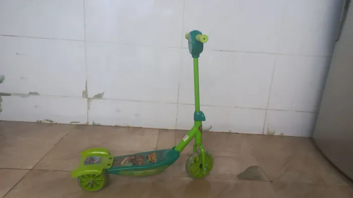Patinete Dinossauro