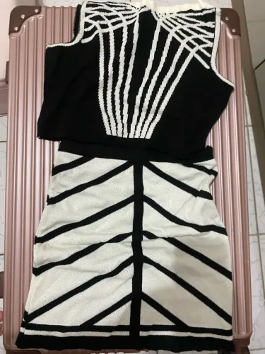 Conjunto P&B