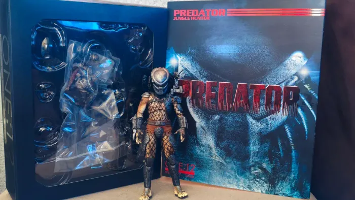 boneco do predator raríssimo pra colecionador em ótimo estado