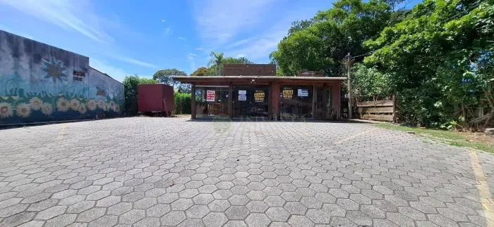 Terreno para Alugar no bairro Rio Tavares, em Florianópolis/SC.