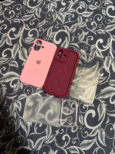 Capas iPhone 16