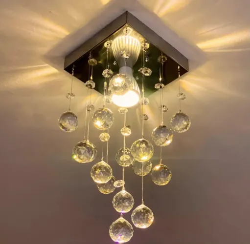 Lustre em Acrílico para Quarto ou Sala de Jantar