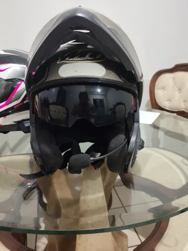 CAPACETE ARTICULADO, VENDO O PAR.