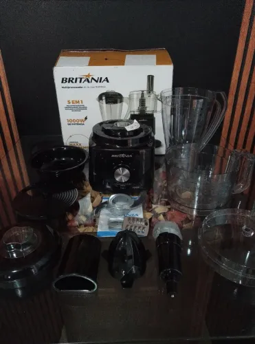 Multiprocessador Britânia 5 em 1 1000w nunca usado