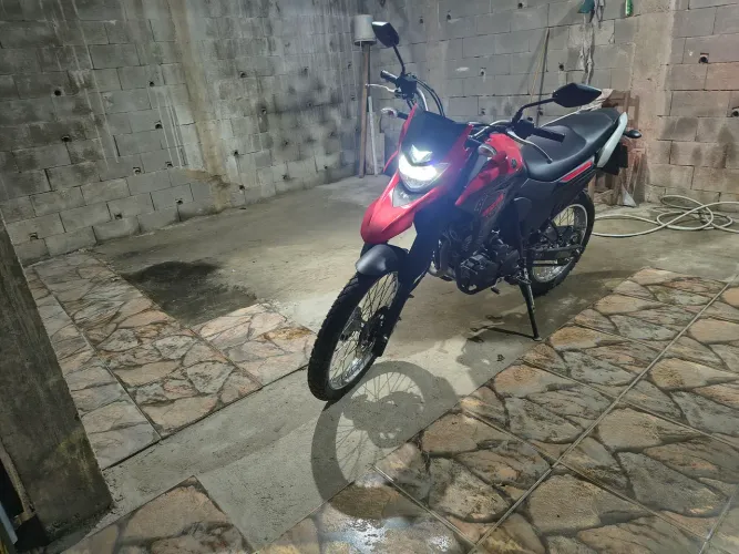 Lander muito nova
