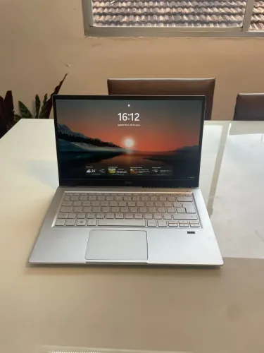 Notebook Acer Swift 3 SF314-511 Intel Core i7-1165G7 16GB SSD 512GB Full HD
