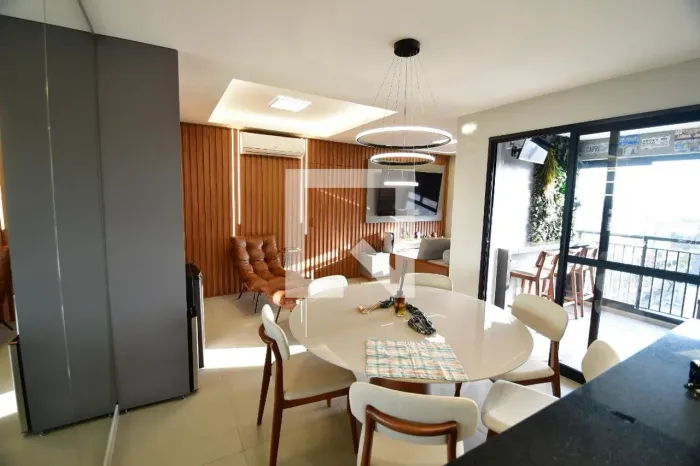 APARTAMENTO RESIDENTIAL em Campinas - São Paulo, Cambuí