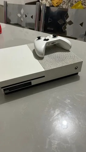 Xbox one s top demais perfeito sem nenhum defeito