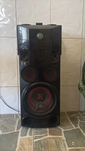 Caixa de som LG Xboom Om7560