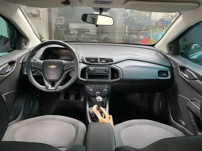 Imagem de Chevrolet Onix Hatch LT 1.4 8V Flex Power Mec. 4P 2015