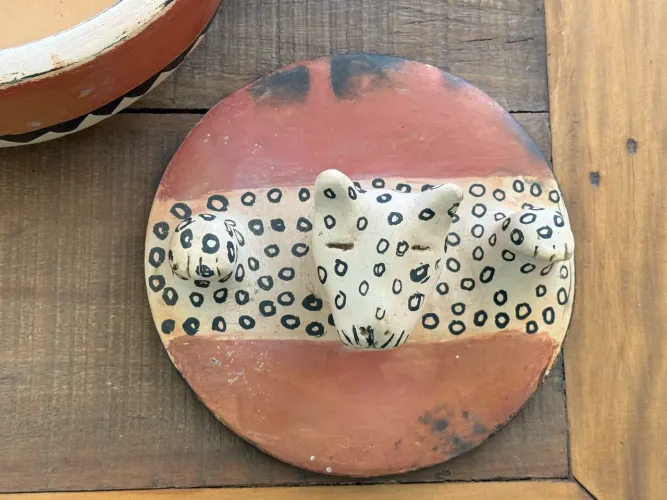 Arte indígena. Panela decorativa. Etnia waurá. Xingu.