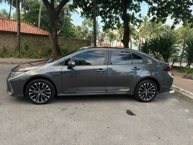 Toyota Corolla Altis Prem. Hybrid 1.8 Flex AUT 2024
