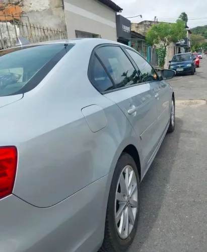 Volkswagen Jetta Comfortline 2.0 T.flex 8V 4P Tipt. 2011
