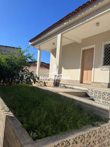 Casa com 3 quartos à venda no bairro Alecrim - Vila Velha/ES