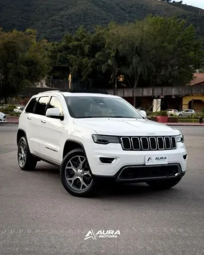 Jeep Grand Cherokee Limited 3.0 TB Dies. AUT 2021