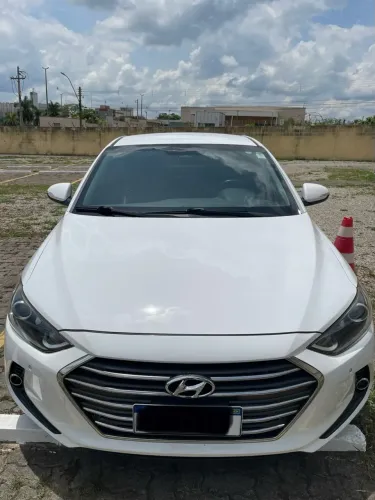 Hyundai Elantra Special Edit. 2.0 16V Flex Aut. 2017
