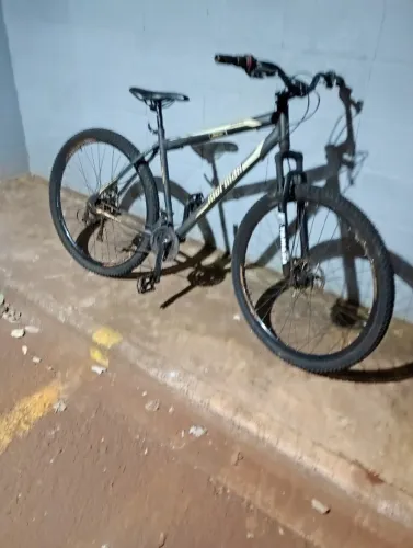 Vendo ou troco bicicleta por 900