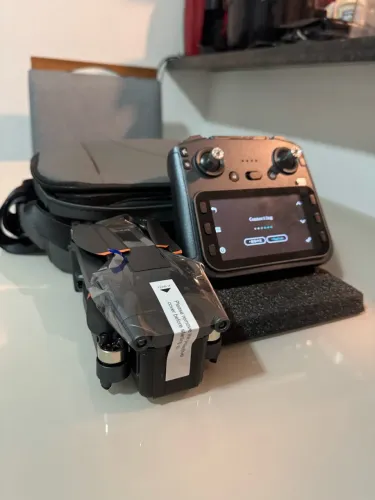DRONE L600 PRO MAX - CONTROLE COM TELA + GIMBAL DE 3 EIXOS