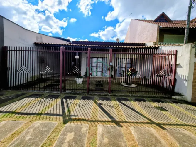 11993- Jardim das Hortênsias - Casa de à venda em bairro tradicional na região das flores
