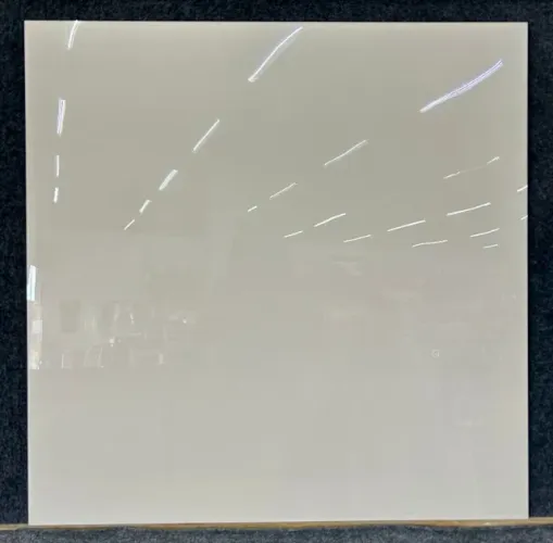 Piso retificado polido 82x82 "Gran Onyx bege" - R$54,90 o m².