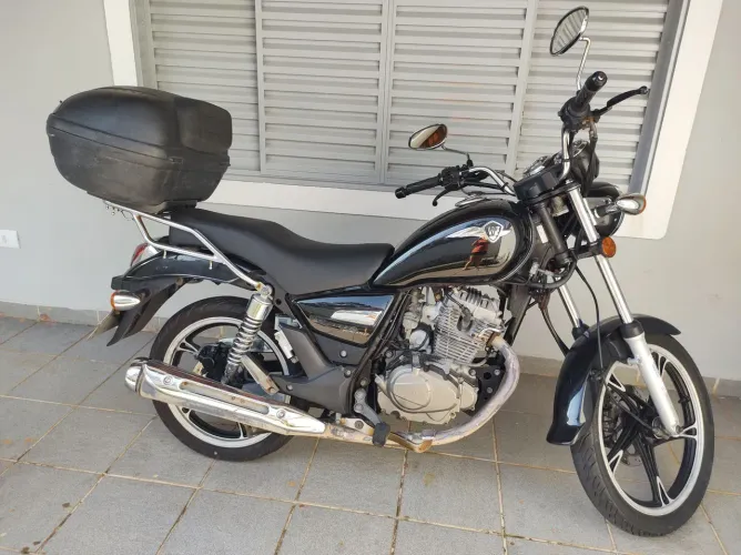 Venda da moto Shopper 150 Suzuki 