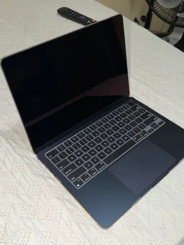 Macbook M4