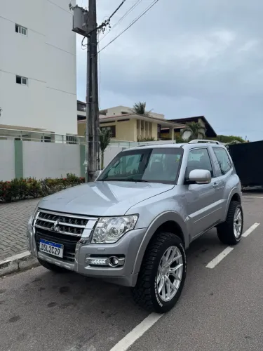 Mitsubishi Pajero HPE Full 3.2 4X4 T.i.dies.3p Aut. 2011