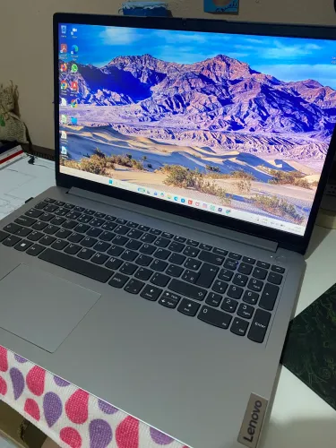 Lenovo IdeaPad 1 15,6 FHD Celeron N4500 - 4GB/128GB - Garantia até 2027