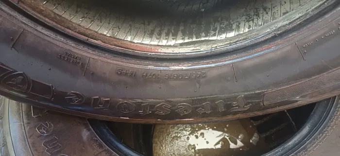 Pneus de caminhonete e bom estado aro 16/245/70 ,firestone 3 pneus 700 reais pra pega es $
