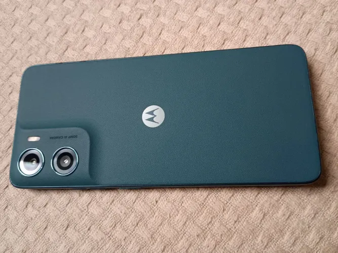 Celular moto g06