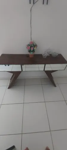 Aparador espelhado