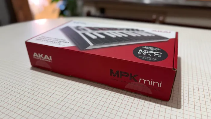 Akai Mpk Mini - controlador midi