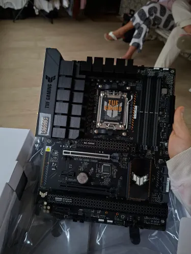 Kit Ryzen 5 7500f + Asus Tuf B650 Plus Wifi (PCIE 5.0)